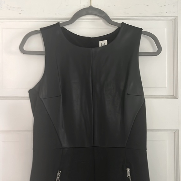 Gap Mixed Media Charcoal Dress with Faux Leather 2 - Picture 3 of 8